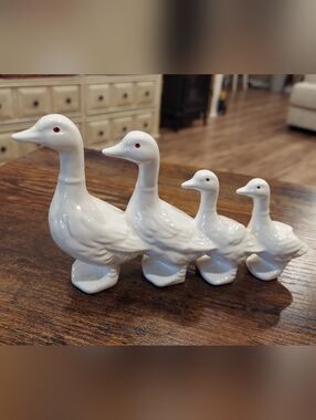 Vintage Dept 56 Porcelain Christmas 4 Four Ducks Geese In A Row Japan